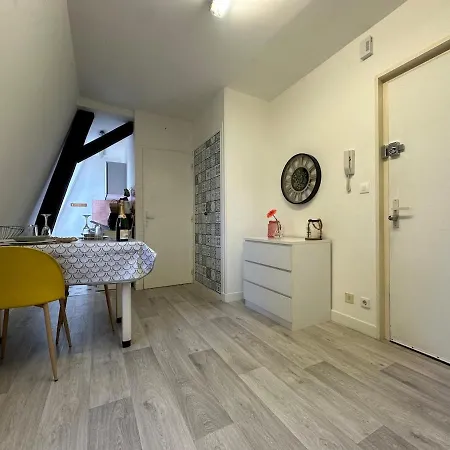 Calvaire Rénové Proche Gare