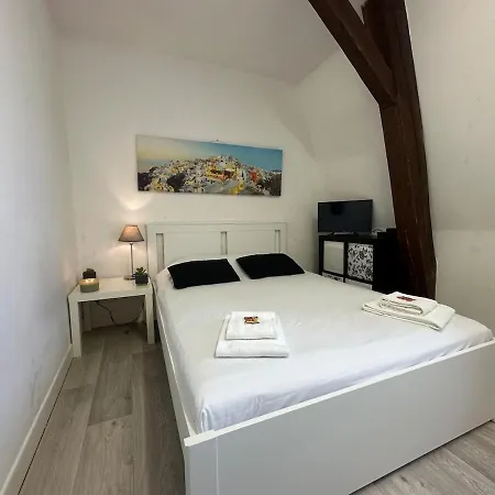 Calvaire Renove Proche Gare Apartment Sedan