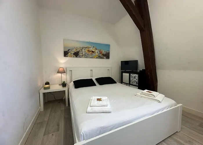 Calvaire Renove Proche Gare *